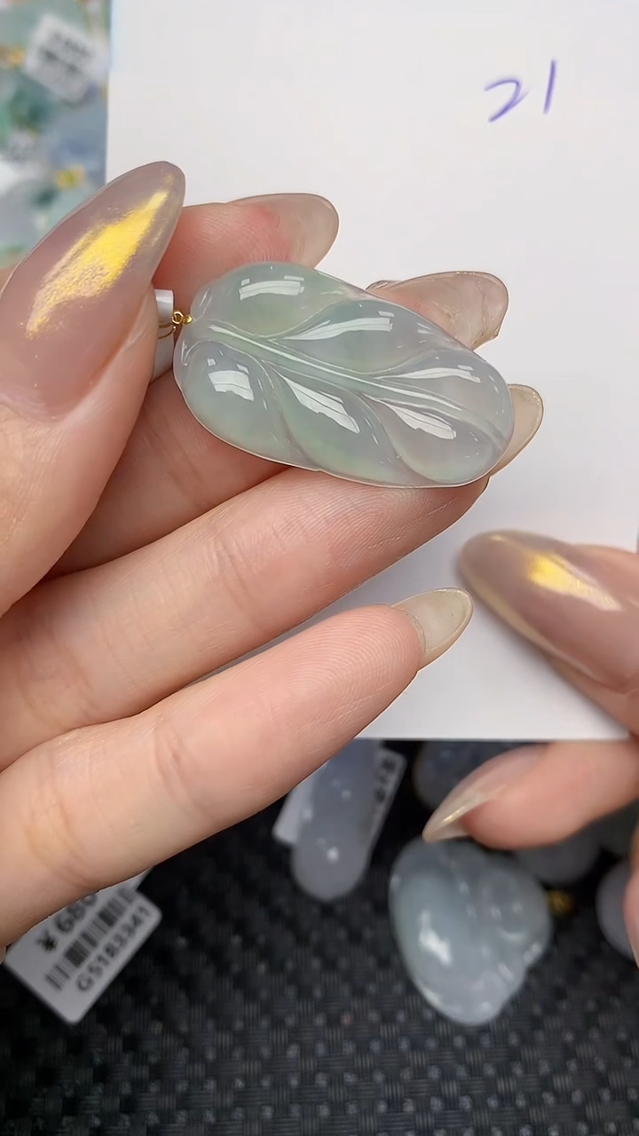 【闪购商品】翡翠颈饰18K金镶嵌   天然翡翠A货，