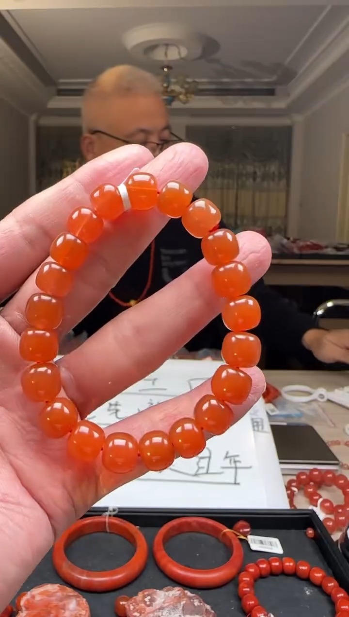 【闪购商品】南红玛瑙10mm保山手串老型YK未镶嵌多样性发一件