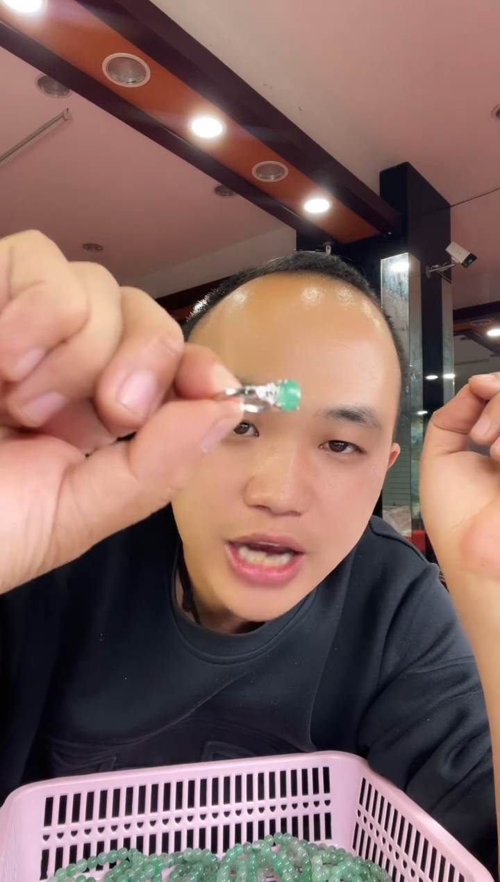 【闪购商品】石英质玉戒指合金戒指