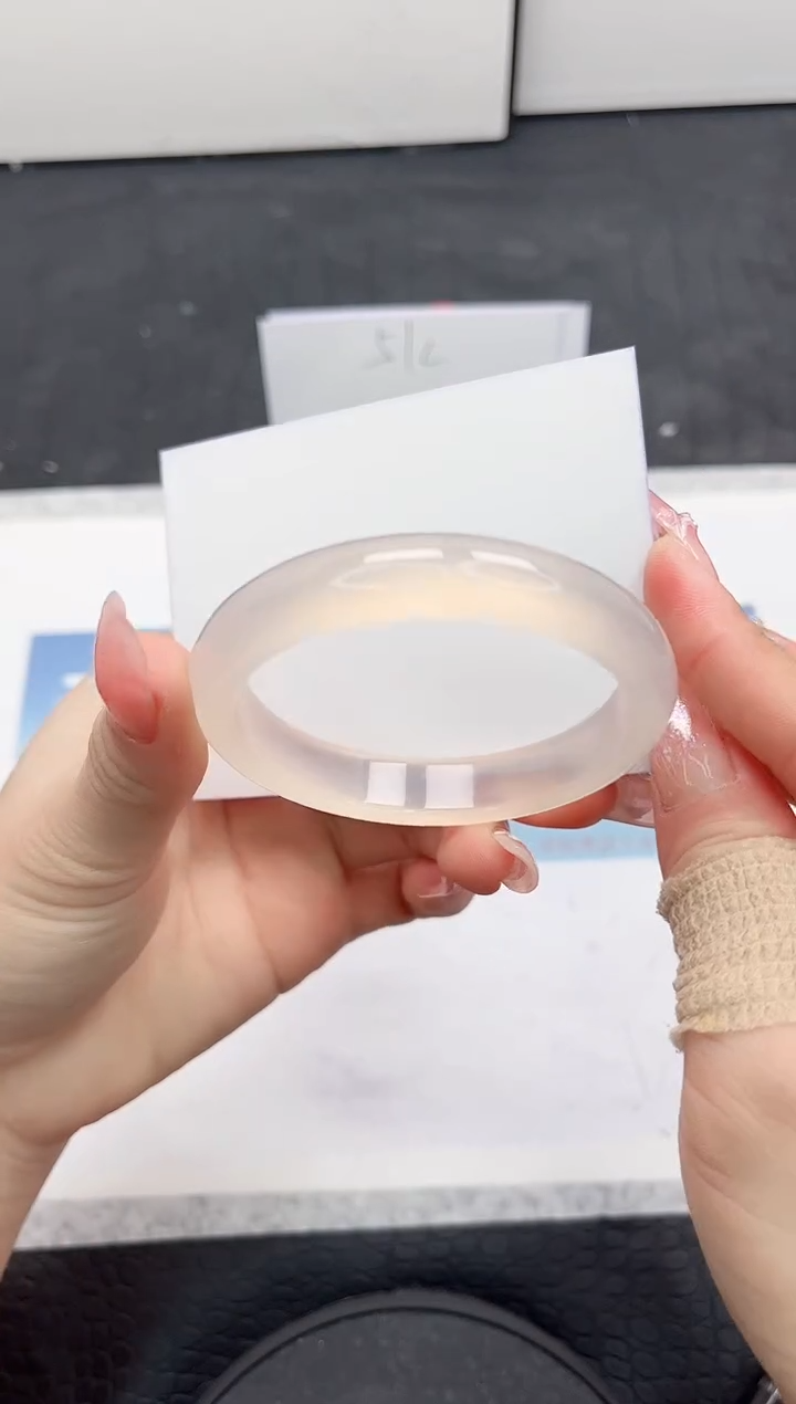 【闪购商品】石英质玉手镯未镶嵌70-58.6