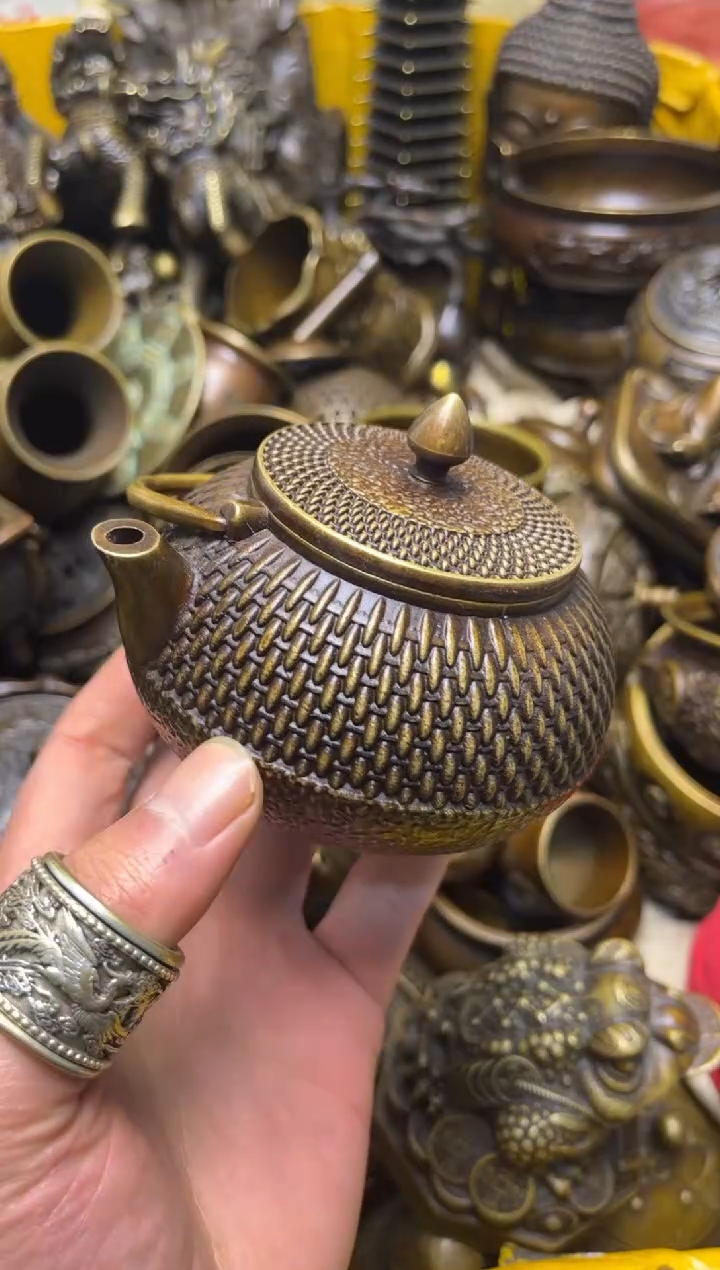 精美铜器，点击下单