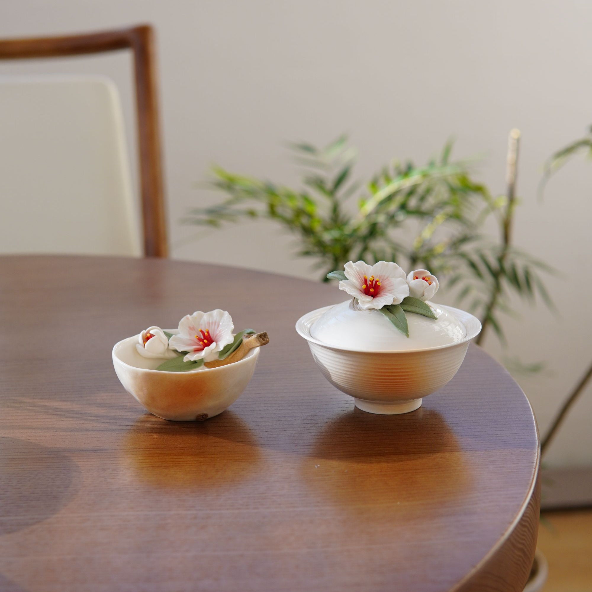 亘古 手工桃花陶艺雕塑高端防烫防滑盖碗品茗茶杯手捏立体桃花