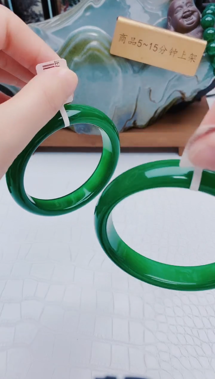 【闪购商品】玛瑙/玉髓手镯未镶嵌玛瑙手镯