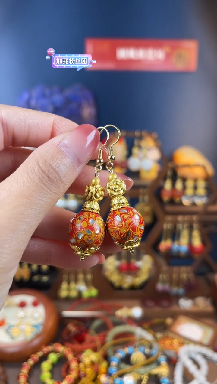 ，红色福建大漆耳钩