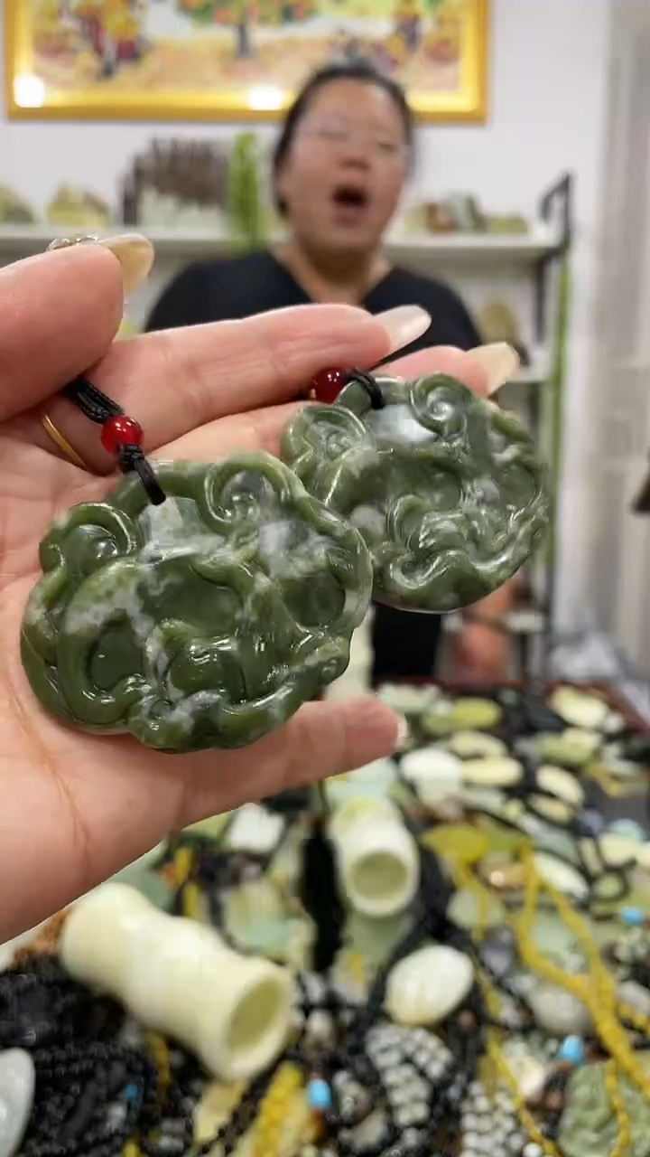 岫玉未镶嵌吊坠多样性发货其中发一件