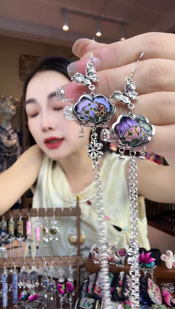 刺绣非遗刺绣民族风饰品