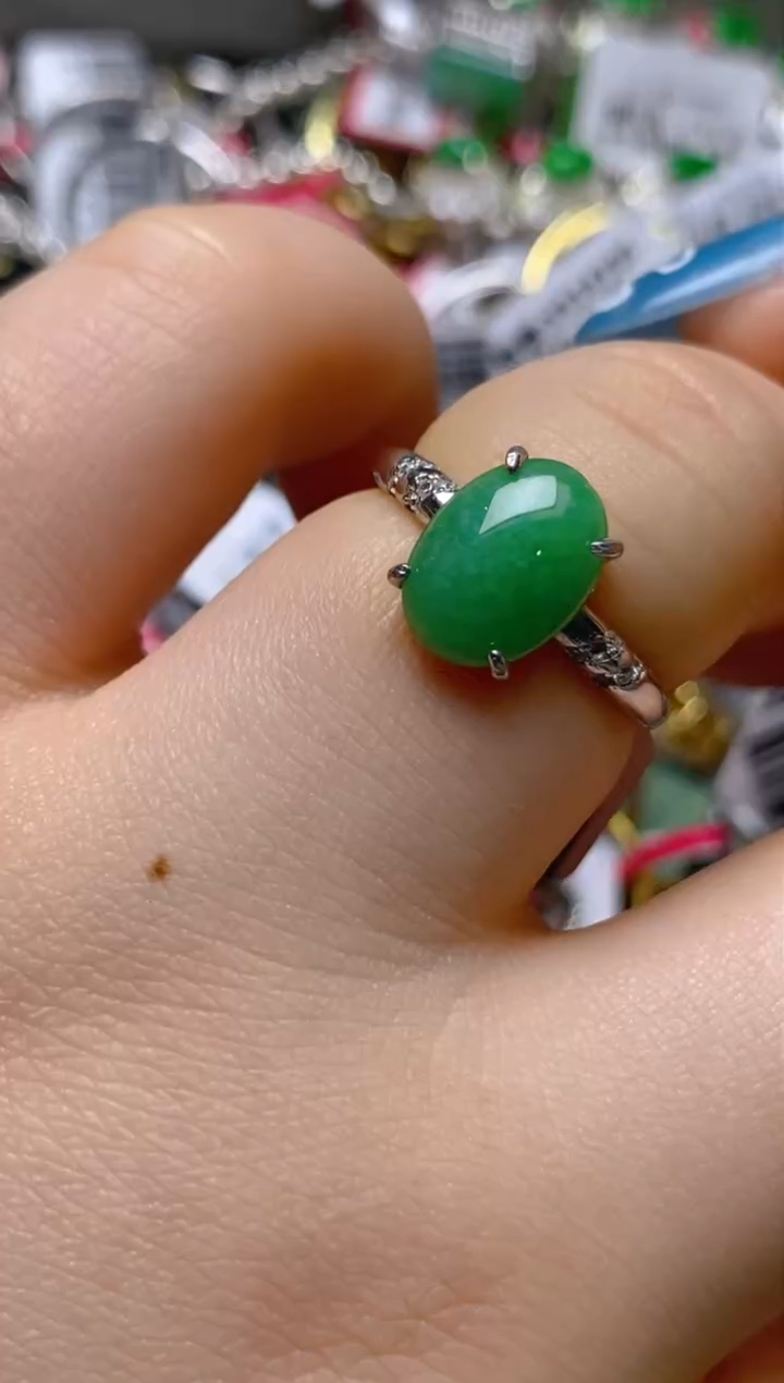银S925镶嵌戒指翡翠百内无证书