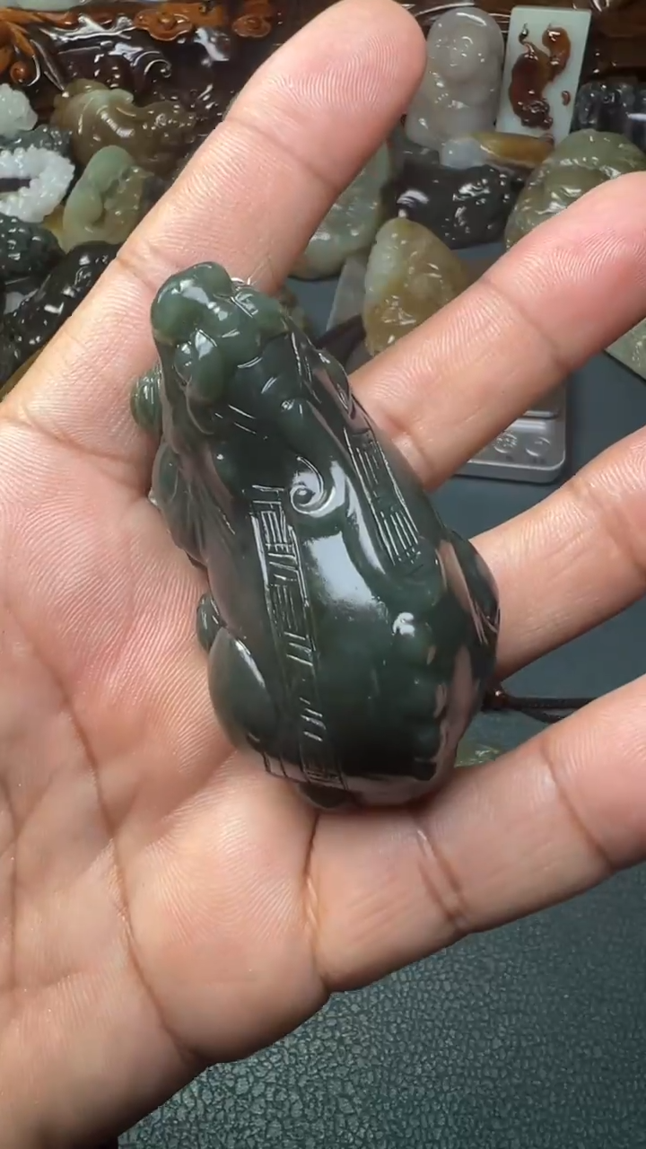未镶嵌和田玉把件0