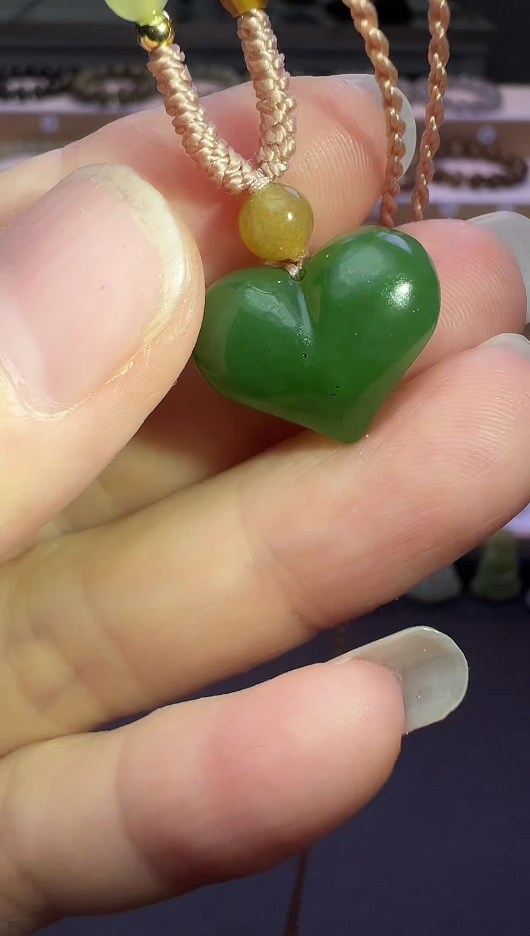 颈饰未镶嵌和田玉91号链接有黑点