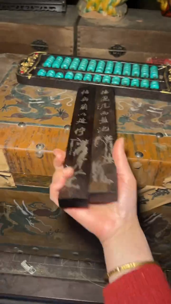 木一一一高端精美福利镇尺