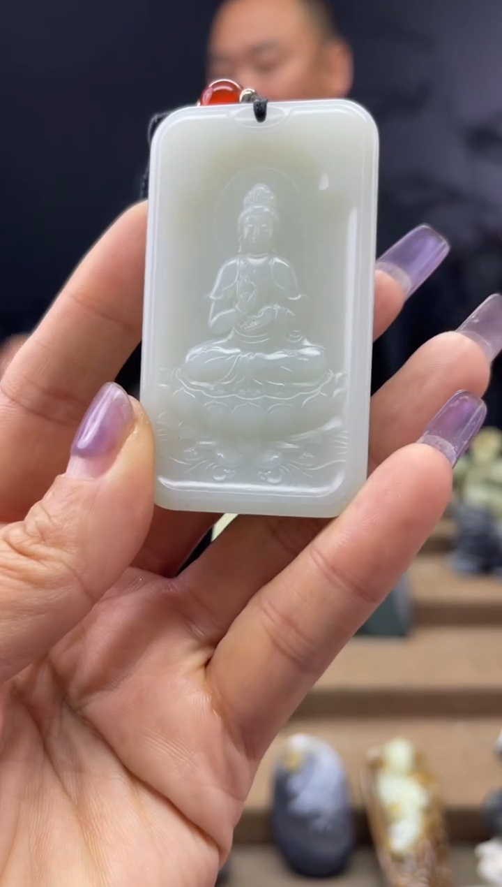 颈饰未镶嵌和田玉1