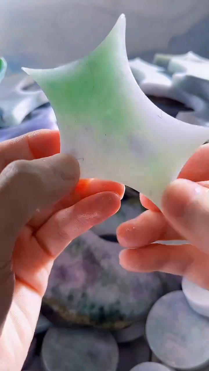 翡翠裸石缅甸翡翠A货文710