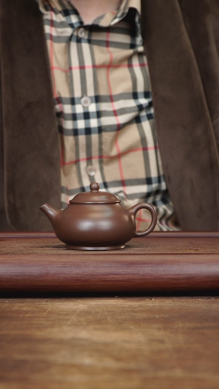 【闪购商品】紫砂茶壶140ml 薄胎矮潘 脂紫泥