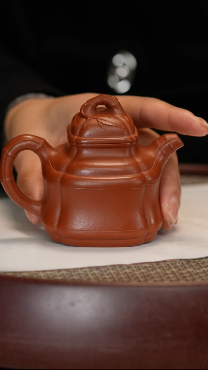 【闪购商品】紫砂茶壶【王芳】寅春朱泥四方竹鼎  140CC