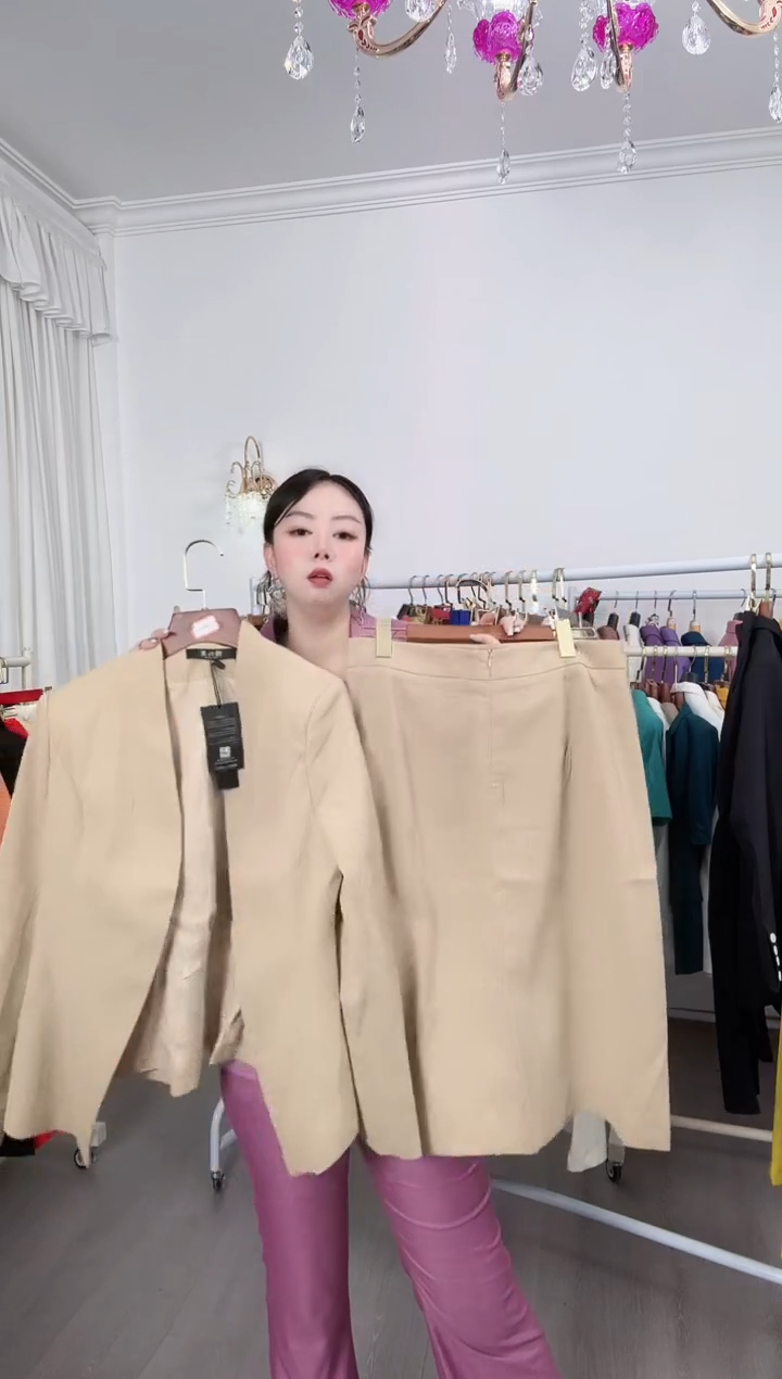 L码套裙（不退不换、高品质西装现货清仓处理）