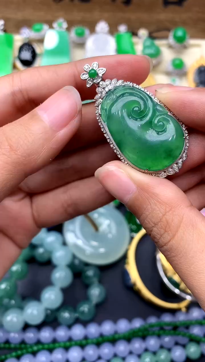 【闪购商品】翡翠颈饰18K金镶嵌356-中国好珍宝