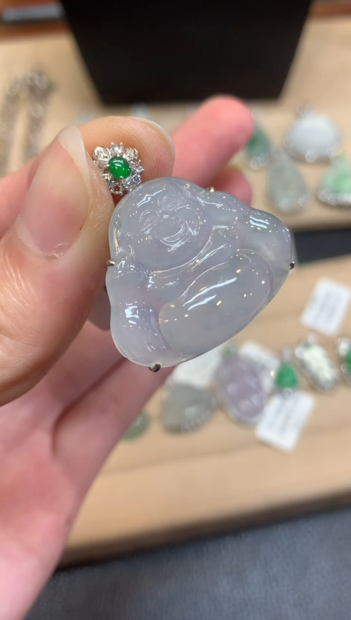 翡翠18K金镶嵌颈饰佛公【无服务费】