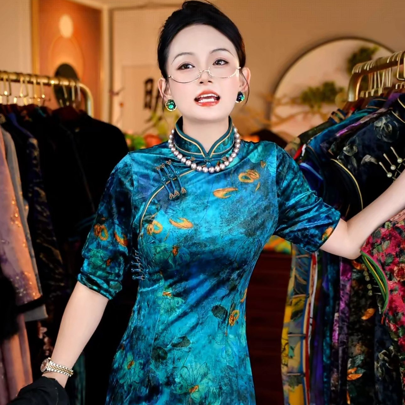 旷美旗韵秋冬九分袖桑丝绒保暖显瘦气质旗袍内搭网红时尚复古中式