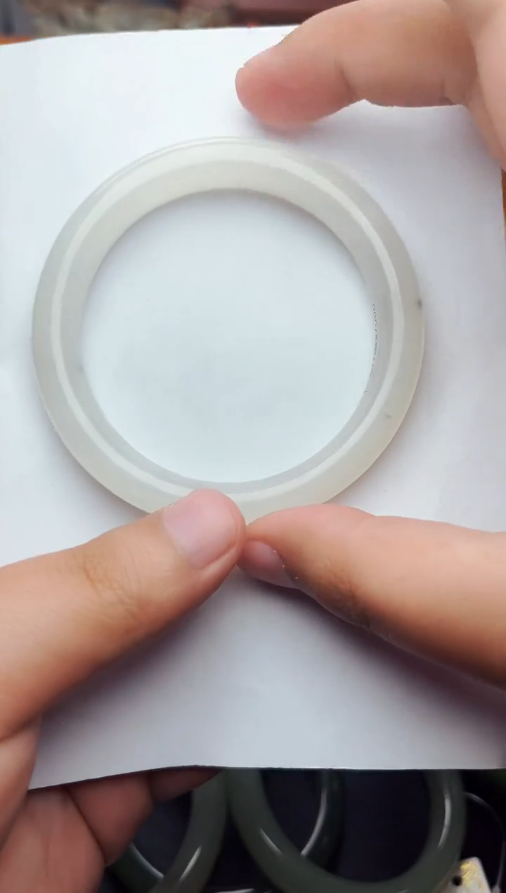 【闪购商品】和田玉手镯未镶嵌57圈口01