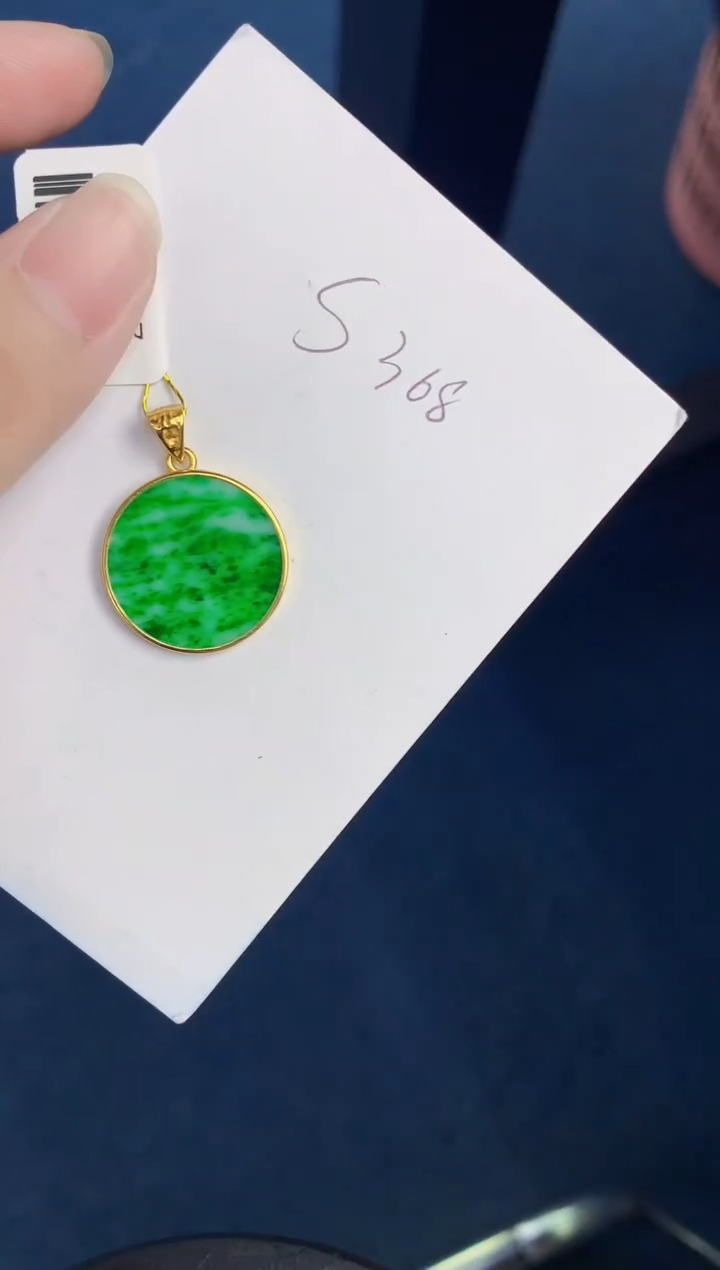 颈饰未镶嵌翡翠天然翡翠缅甸A货