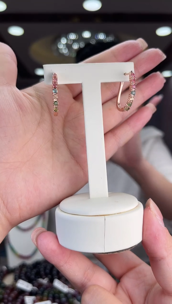 【闪购商品】/未镶嵌碧玺碧玺耳扣多样性发货