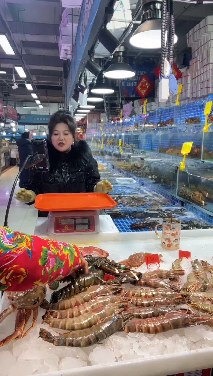 中国大陆断氧小波龙3只，2.8斤