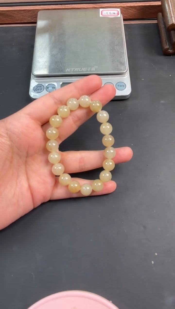 手串未镶嵌和田玉且末金山微色差卡10手串L