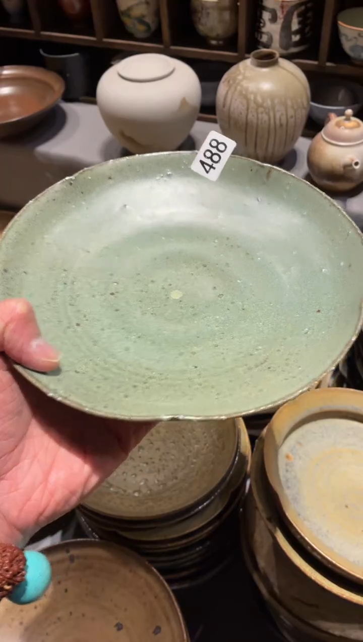 瓷片星**璨488微瑕淡绿手工花瓣盘1个