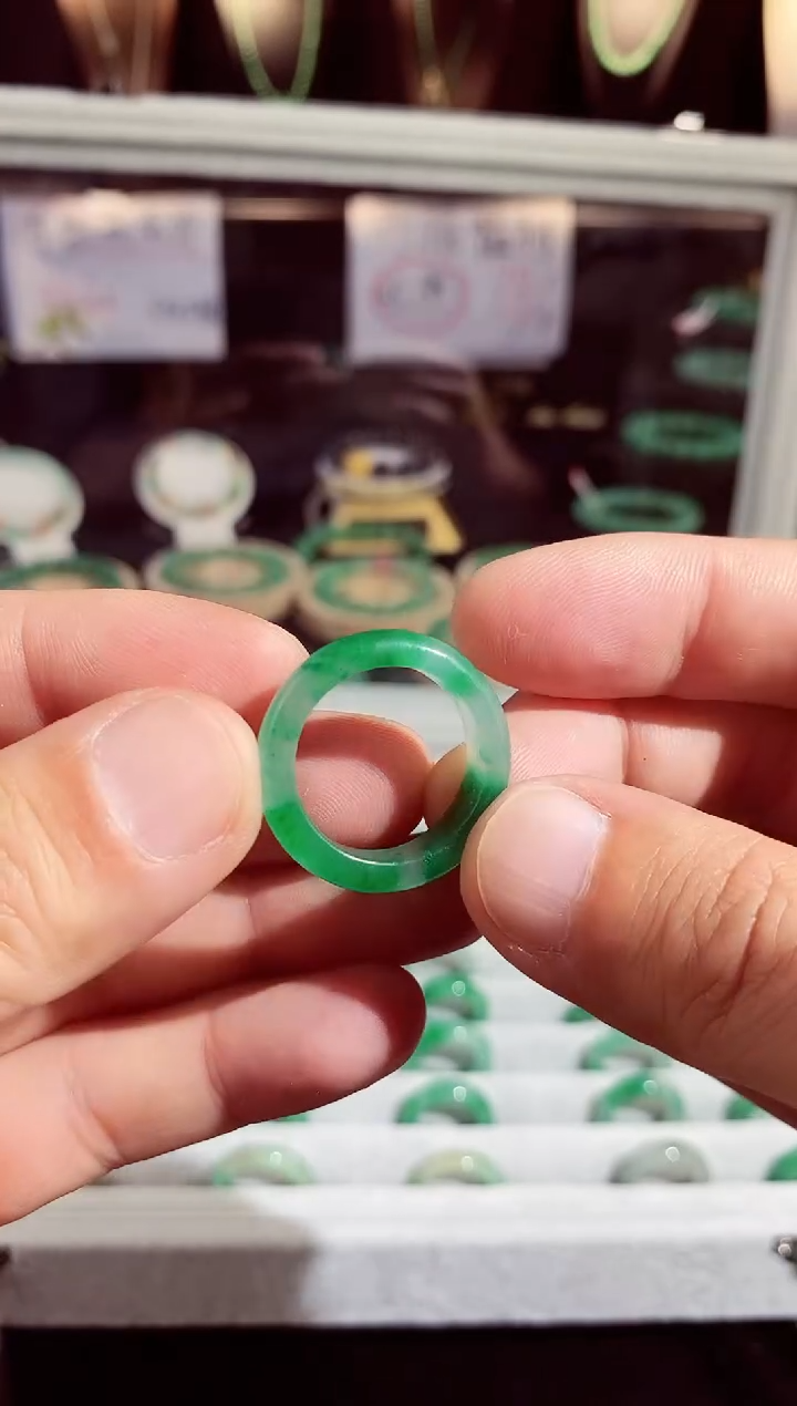 【闪购商品】石英质玉戒指未镶嵌戒指