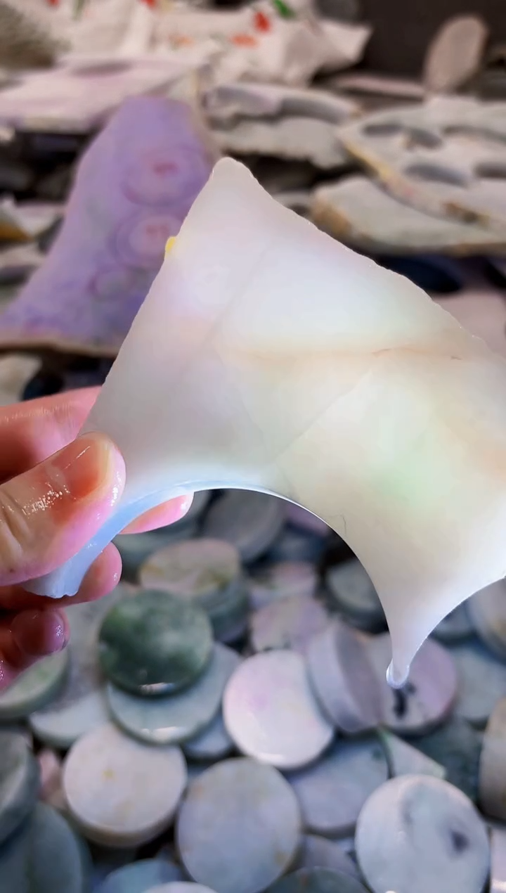 【闪购商品】翡翠颈饰未镶嵌A货吴玉363