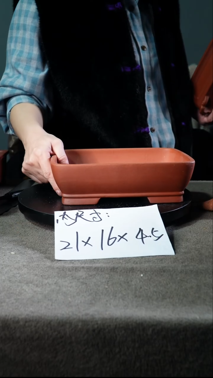 宜兴紫砂小小花盆