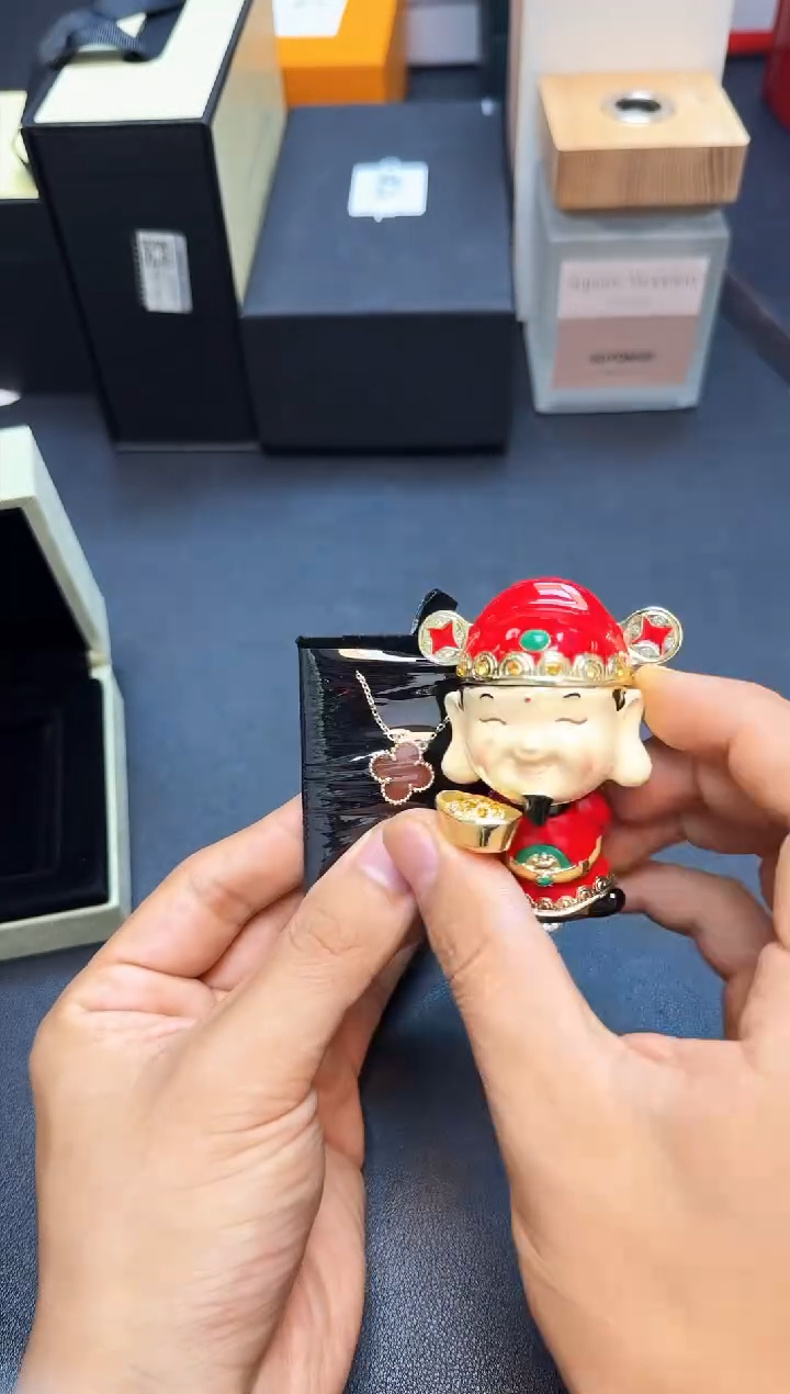 瓷片全新正品一件不留@@WE1213