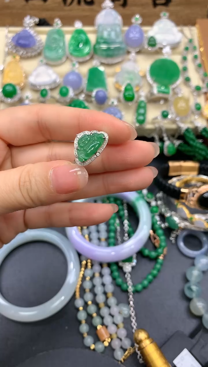 【闪购商品】翡翠戒指18K金镶嵌350-中国好珍宝