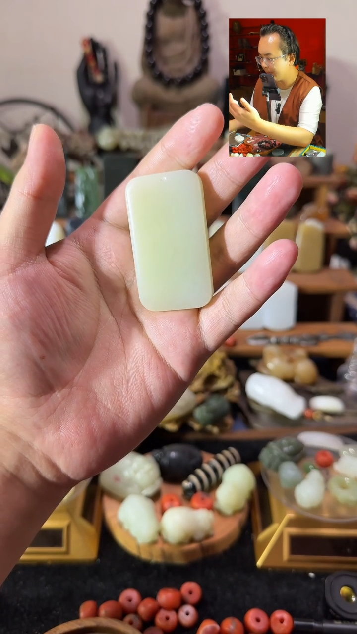 和田玉未镶嵌颈饰1