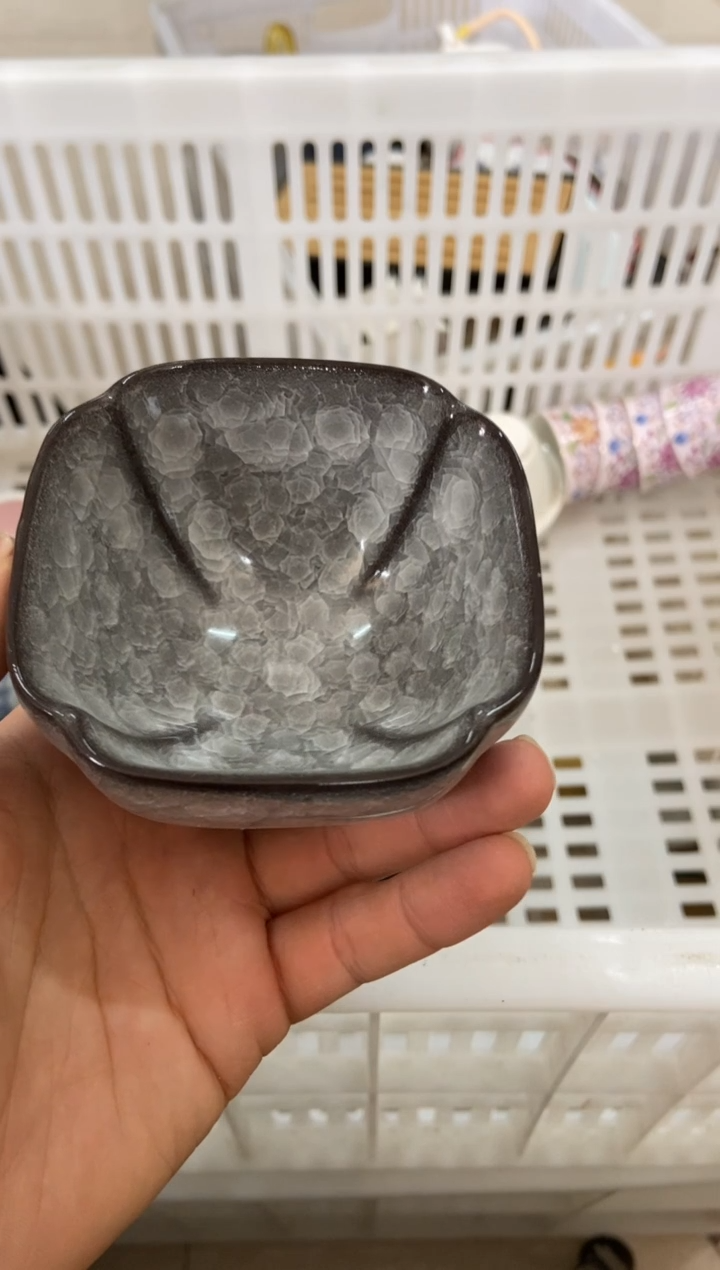 杯无运费险有瑕疵的摄影的产品有使用过的痕迹有点脏介意勿拍