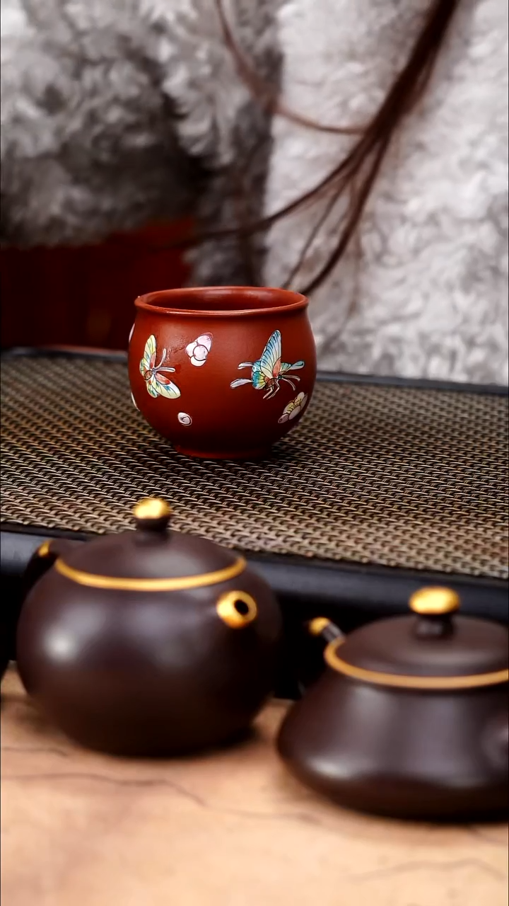 茶壶紫砂雪**茶朱泥大红袍点彩蝶恋花主人杯