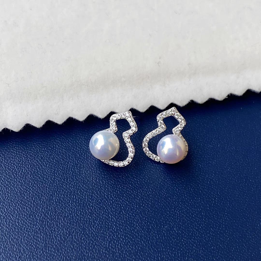 0136 天然淡水珍珠 葫芦耳钉女 新款百搭耳饰