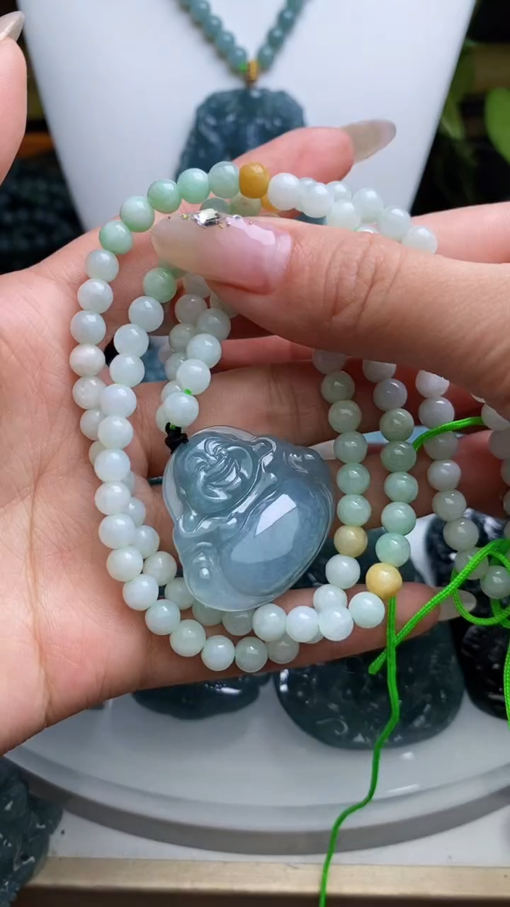 【闪购商品】翡翠颈饰未镶嵌           