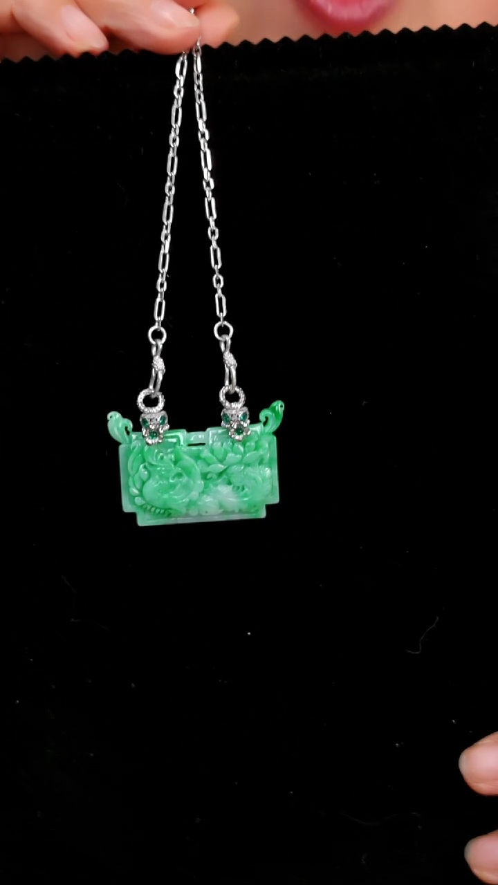 颈饰未镶嵌翡翠国风