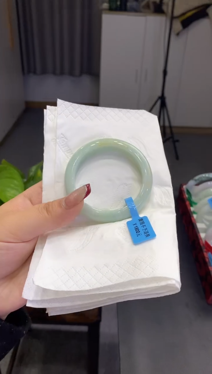 【闪购商品】翡翠手镯未镶嵌00000502