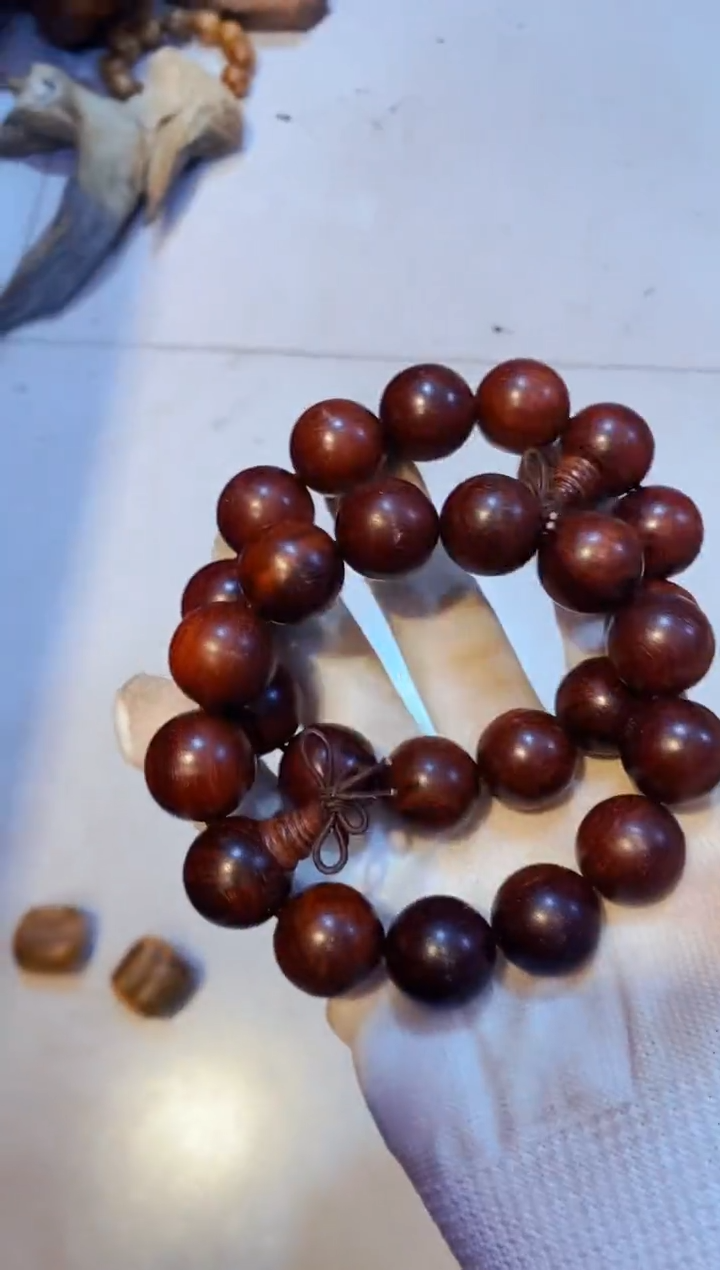 柏木（崖柏）紫1.8单条北太行崖柏手把件手串