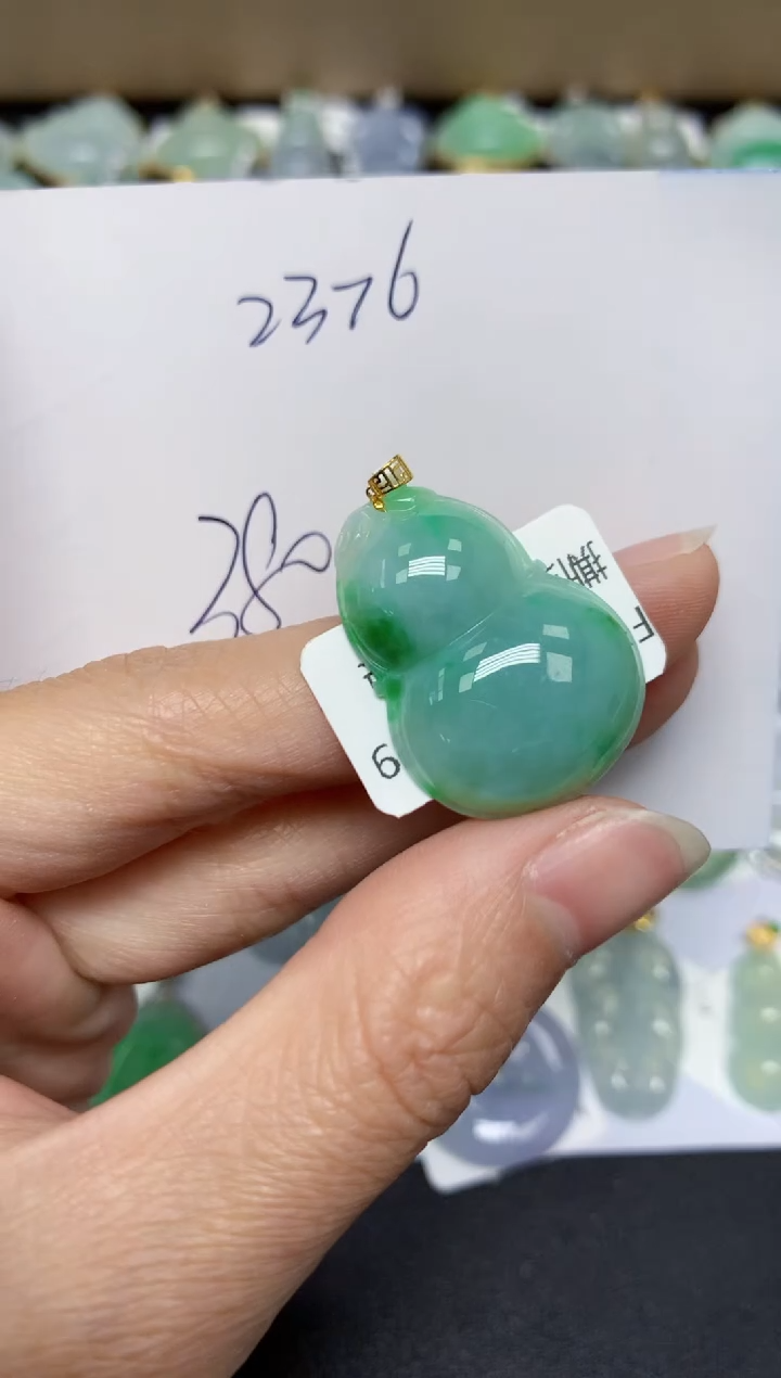 【闪购商品】翡翠18K金镶嵌颈饰 天然翡翠A货
