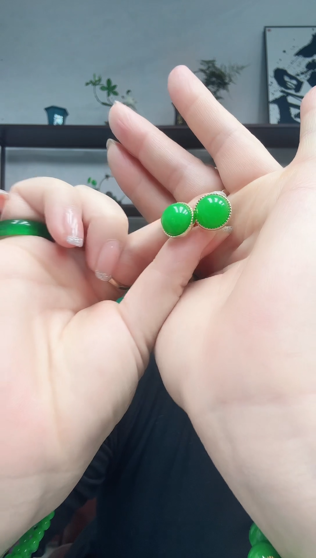 14K金镶嵌翡翠耳饰8号耳钉