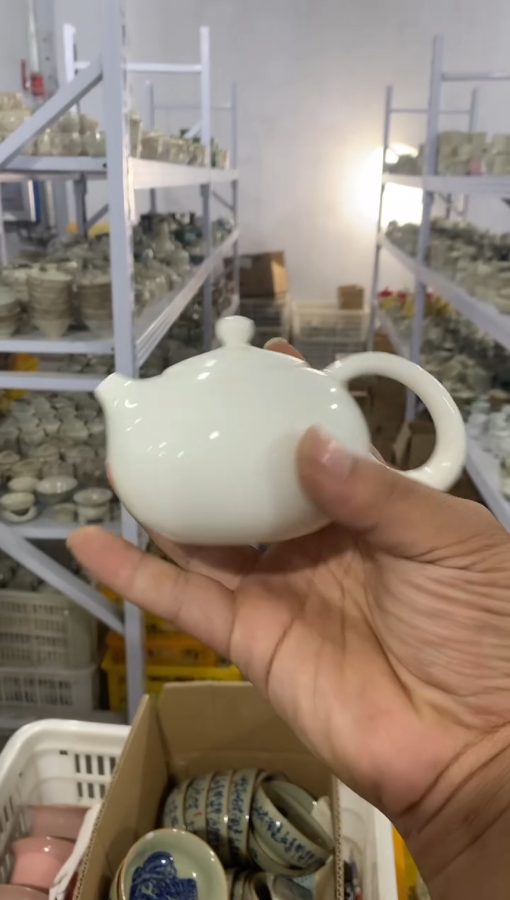 茶具茶壶、盖碗、主人杯、客杯（轻轻微瑕介意勿拍）