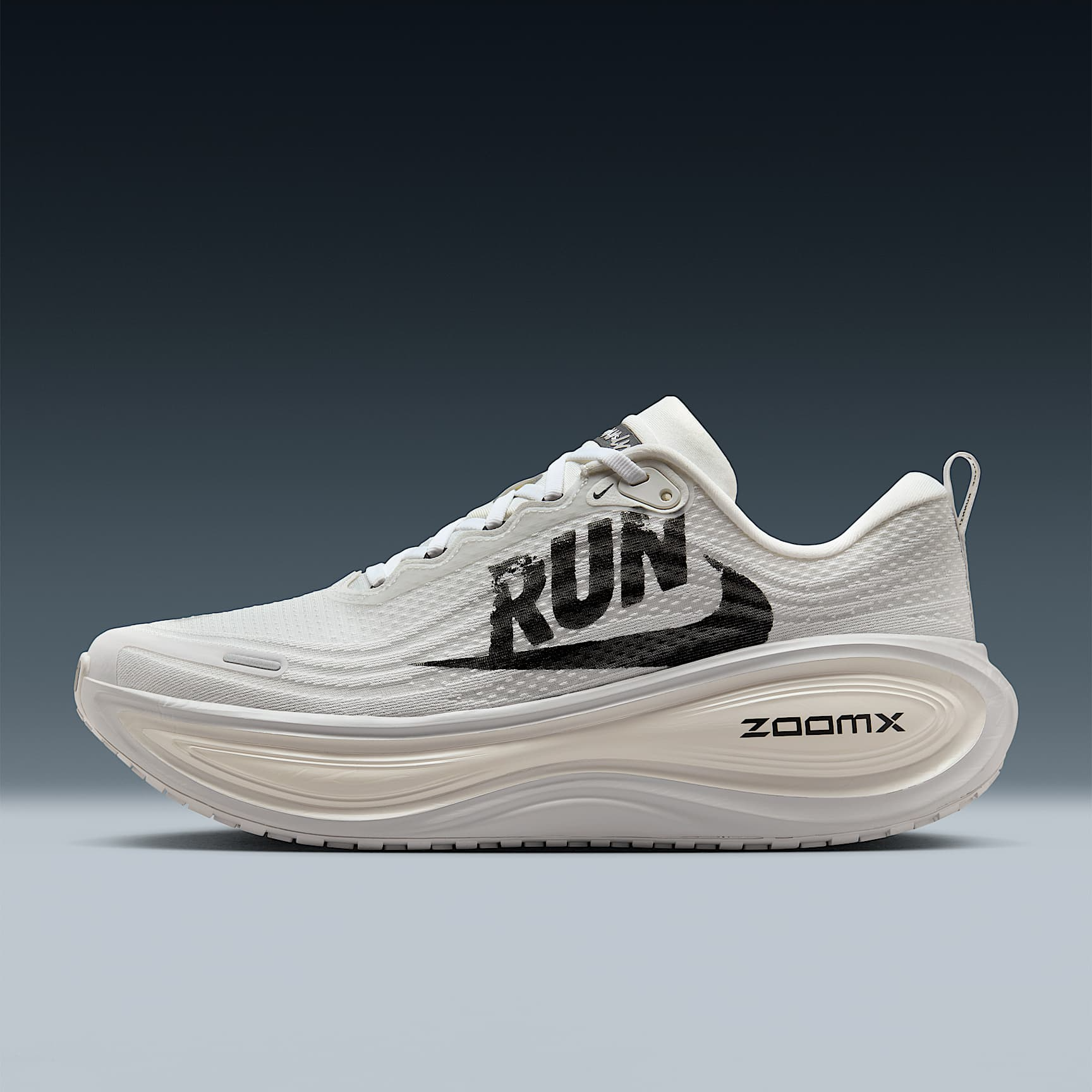 NIKE/耐克Vomero Plus 耐克超级迈柔男子公路跑步鞋IH2268100
