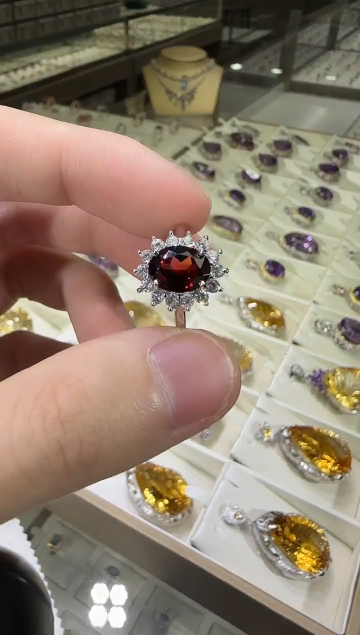 银S925镶嵌戒指石榴石9mm