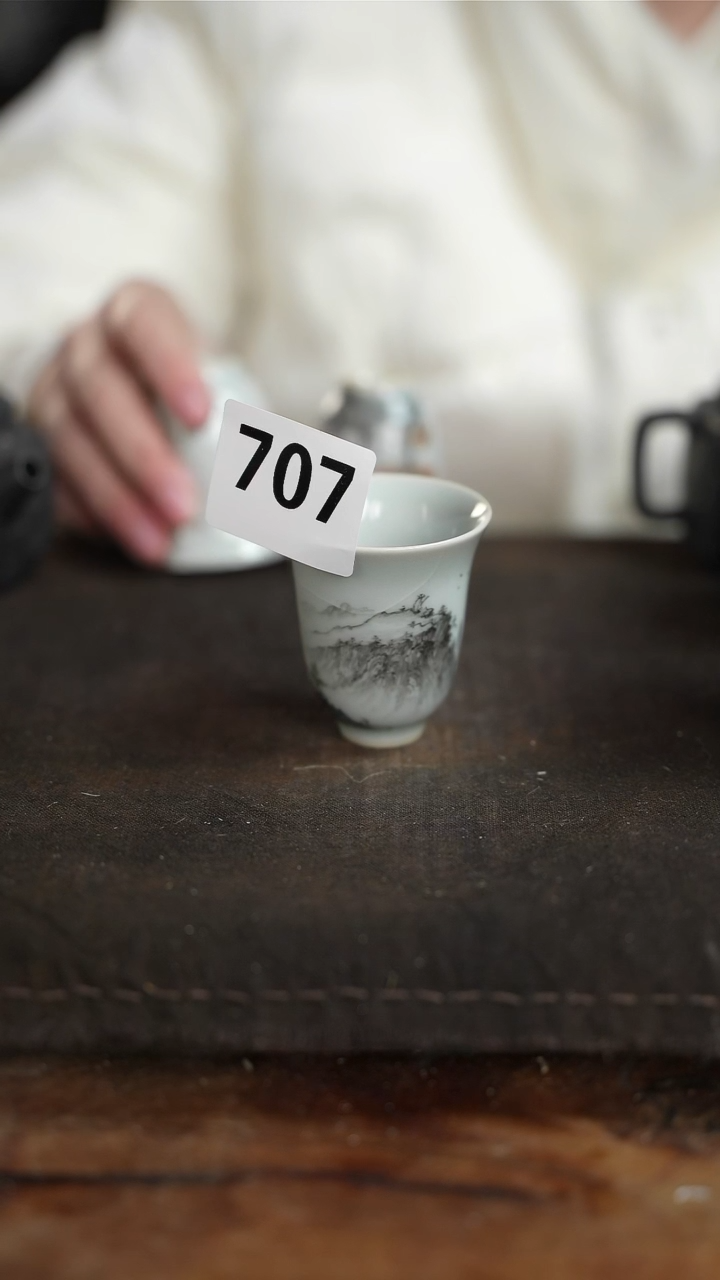 【闪购商品】杯707等烟雨陶瓷手绘主人杯