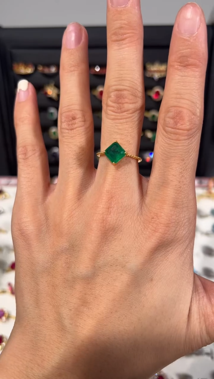 【闪购商品】祖母绿戒指银S925镶嵌123451