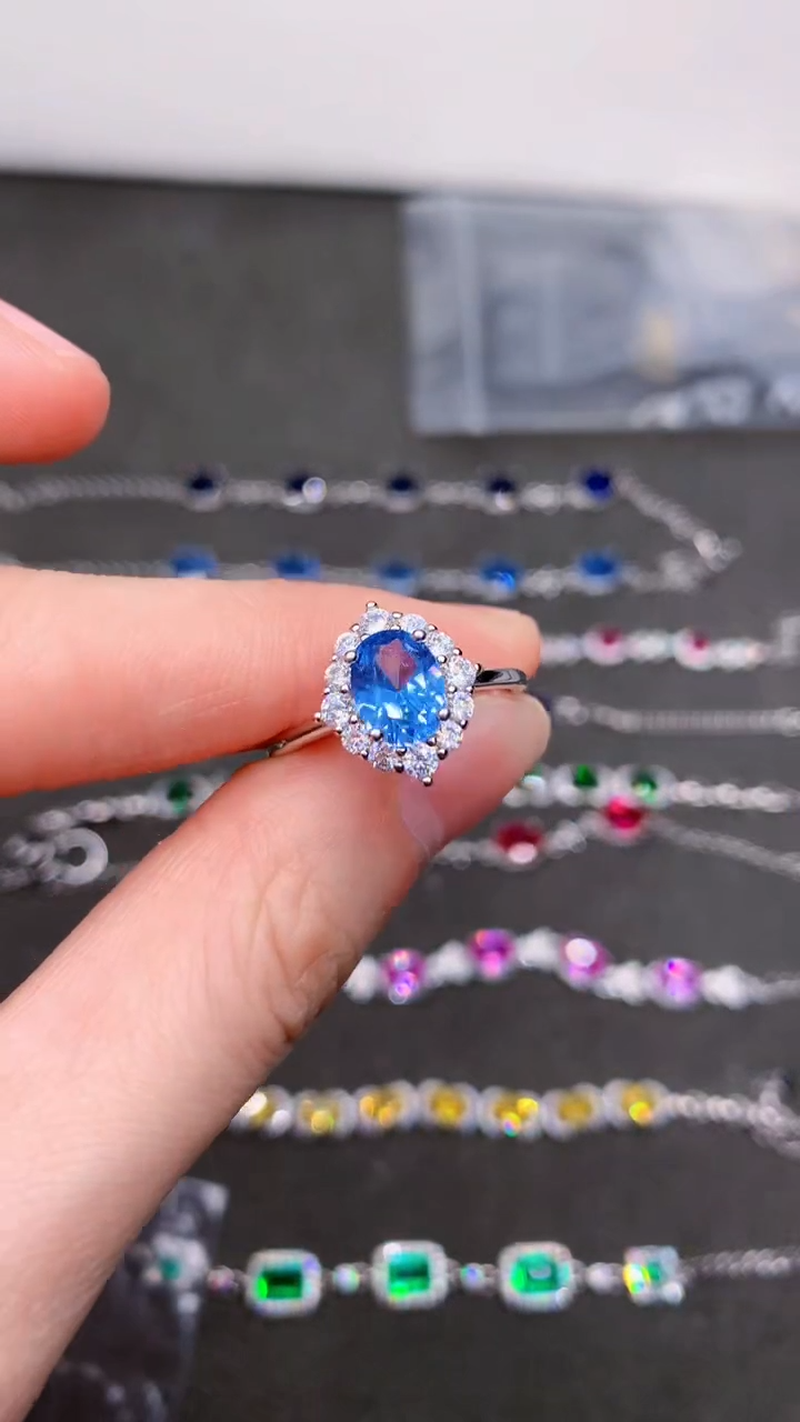 【闪购商品】海蓝宝石戒指银S925镶嵌......
