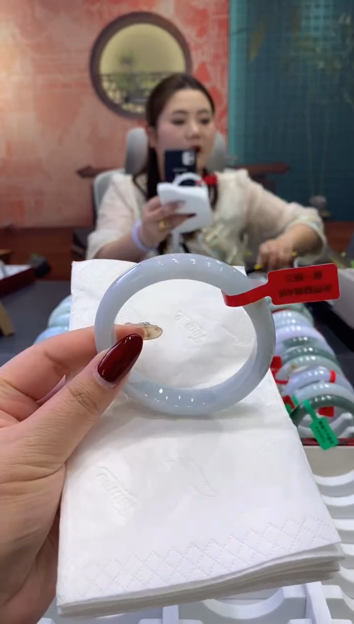 【闪购商品】翡翠手镯未镶嵌多人0019261